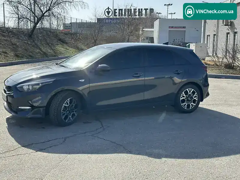 Kia Ceed 2022, фото з оголошення 1 з 21, VIN U5YH2516BNL157791