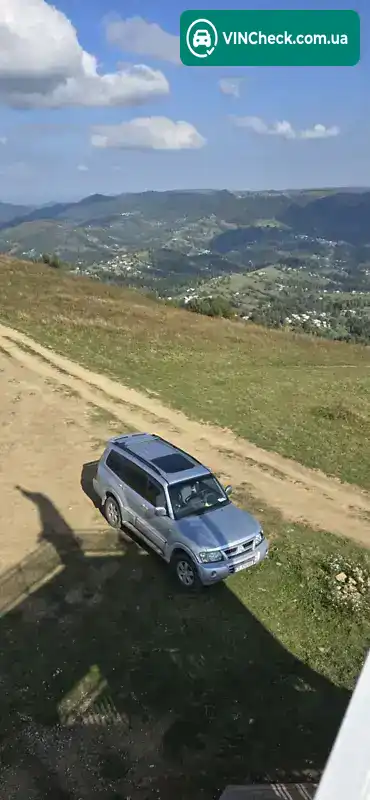 Mitsubishi Pajero 2005, фото з оголошення 1 з 17, VIN JMBLYV78W5J000404