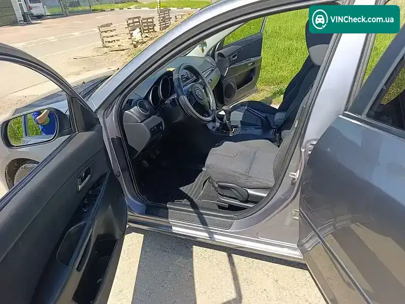Mazda 3 2005, фото з оголошення 2 з 21, VIN JMZBK14Z251233687