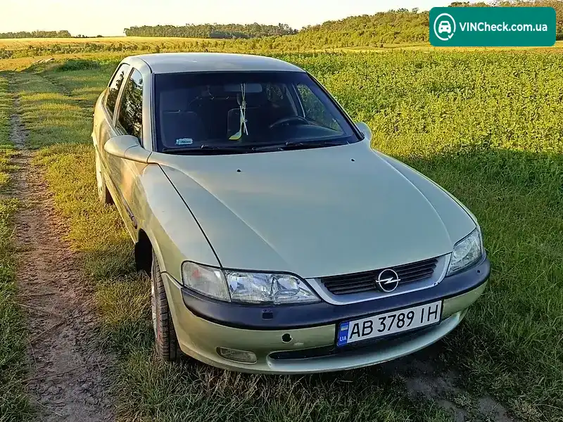 Opel Vectra 1997, фото з оголошення 1 з 13, VIN W0L000036V1158440
