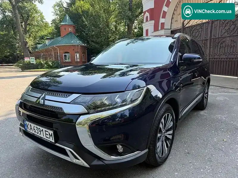 Mitsubishi Outlander 2021, фото з оголошення 1 з 20, VIN JMBXTGF3WLZ001100