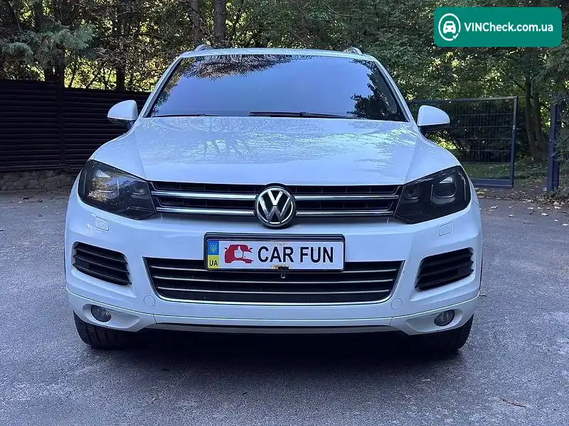 Volkswagen Touareg 2014, фото з оголошення 2 з 20, VIN WVGZZZ7PZED037193