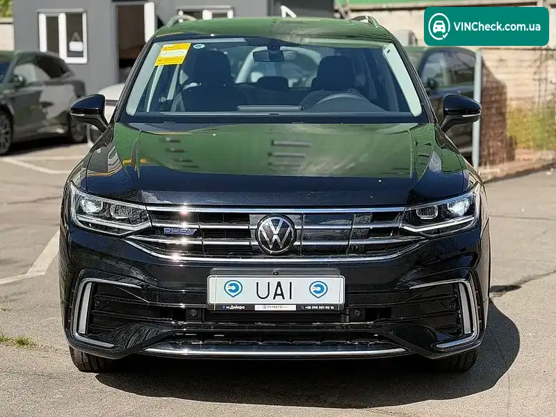Volkswagen Tiguan 2024, фото з оголошення 2 з 20, VIN LSVYW60T4R2137973