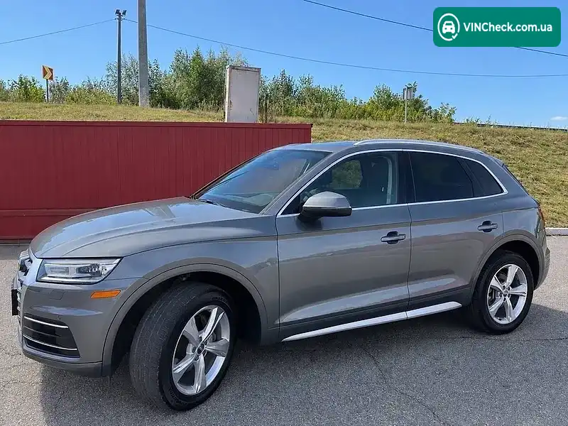 Audi Q5 2020, фото з оголошення 2 з 10, VIN WA1ANAFY3L2066957