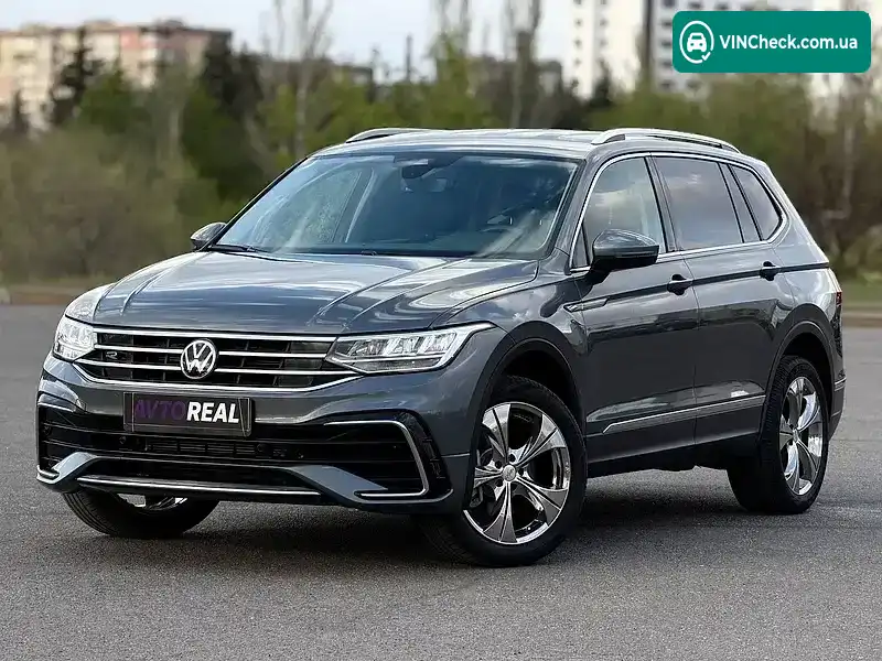 Volkswagen Tiguan 2023, фото з оголошення 2 з 21, VIN 3VV3B7AX9PM126197