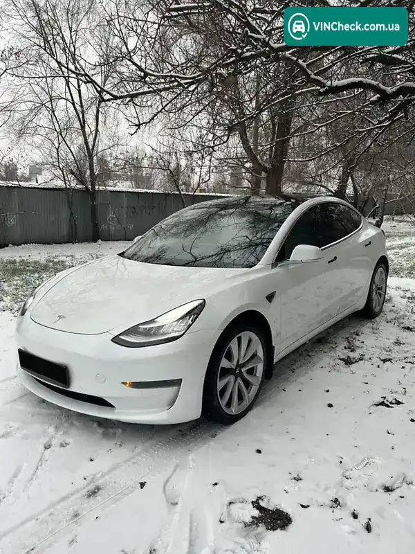 Tesla Model 3 2019, фото з оголошення 2 з 14, VIN 5YJ3E1EA6LF599319
