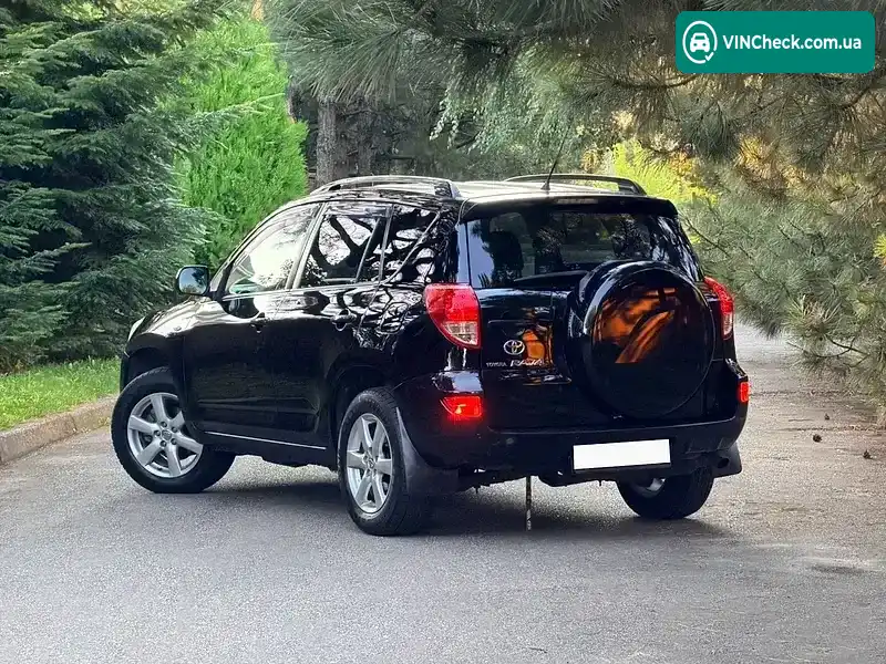 Toyota RAV4 2007, фото з оголошення 2 з 20, VIN JTMBH31V606047270