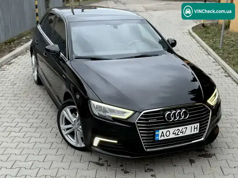 Audi A3 2018, фото з оголошення 2 з 21, VIN WAUZZZ8V7JA092802
