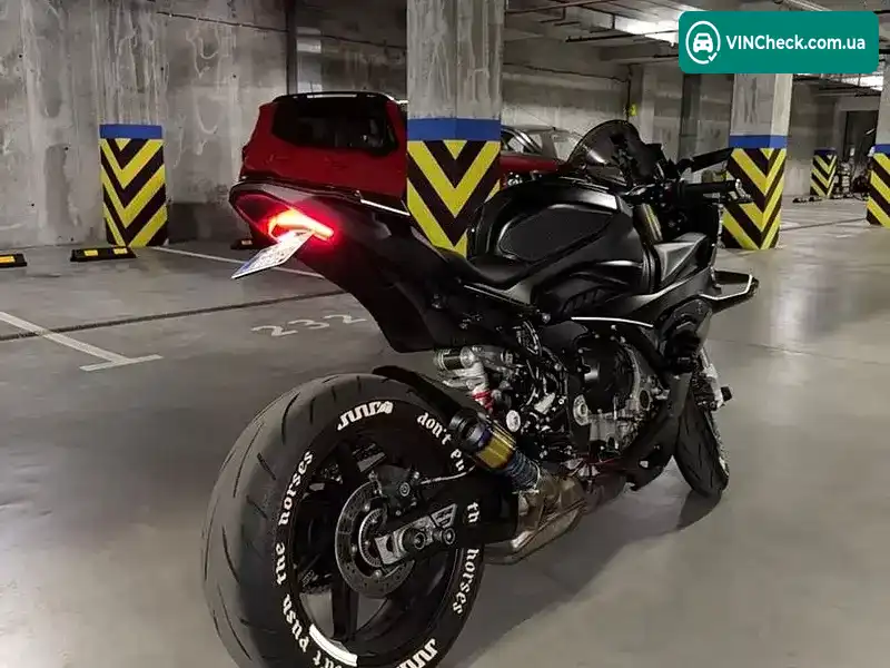 BMW S 1000RR 2024, фото з оголошення 2 з 7, VIN WB10E6104R6K21160