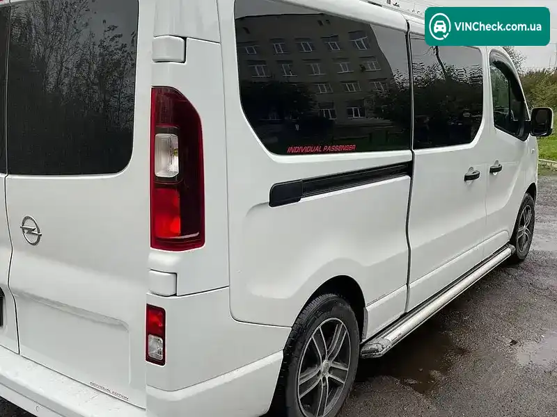 Opel Vivaro 2019, фото з оголошення 2 з 20, VIN W0VF7F605KV624369
