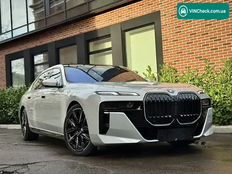 BMW 7 Series 2022, фото з оголошення 1 з 21, VIN WBA33EJ0XPCM48607