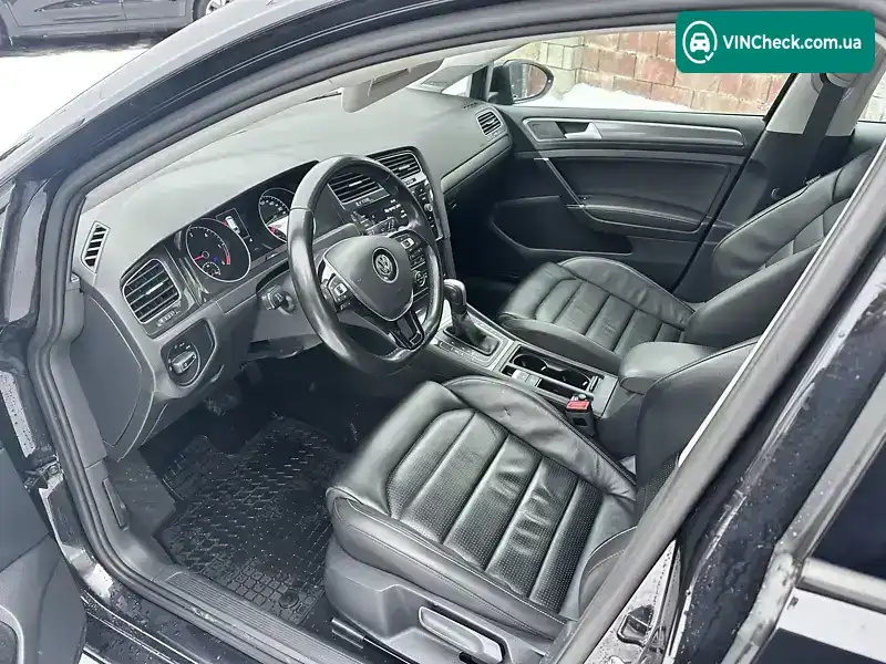 Volkswagen Golf 2019, фото з оголошення 2 з 21, VIN WVWZZZAUZLP539289