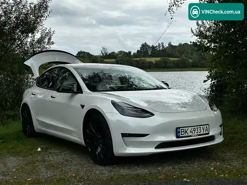 Tesla Model 3 2022, фото з оголошення 1 з 8, VIN 5YJ3E1EC5NF268025