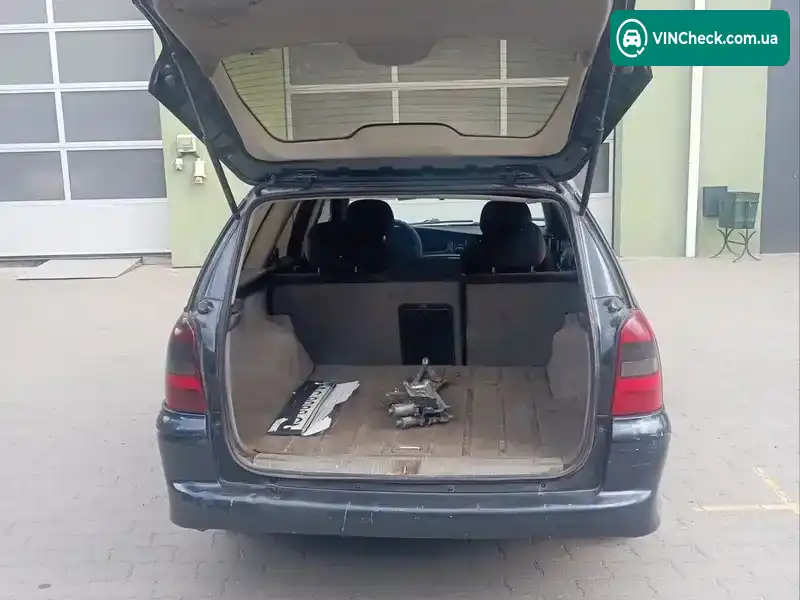 Opel Vectra 2000, фото з оголошення 2 з 12, VIN W0L0JBF3517021514