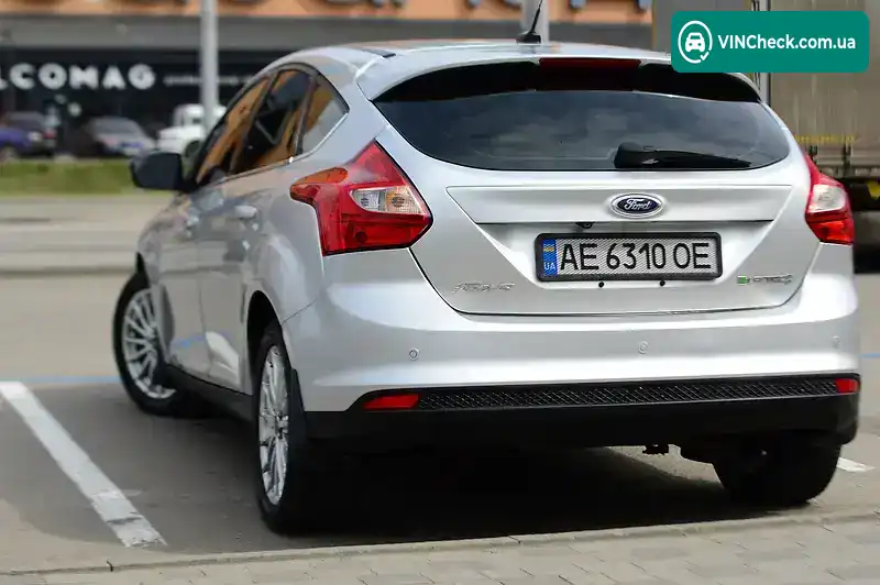Ford Focus 2012, фото з оголошення 2 з 20, VIN 1FADP3R46DL185556