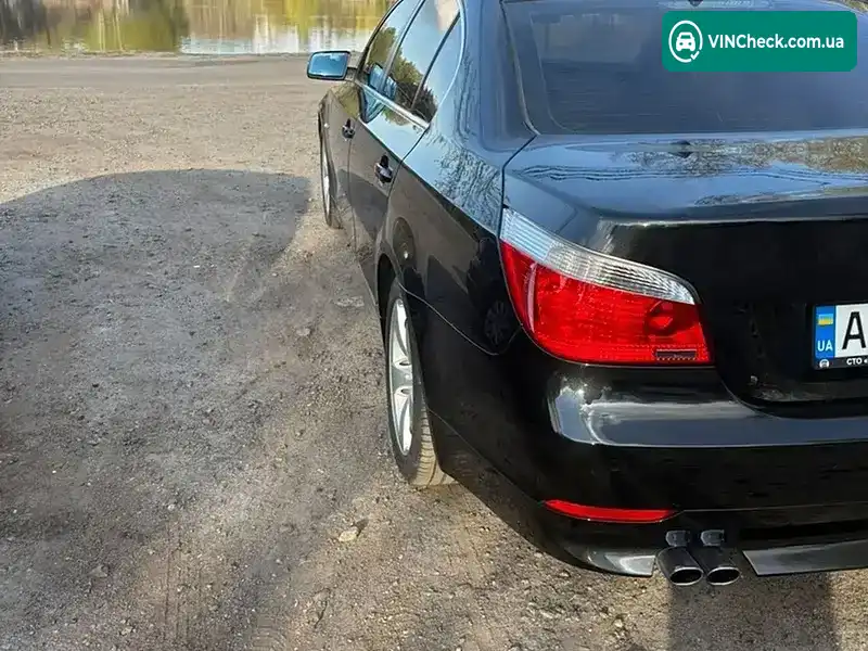 BMW 5 Series 2006, фото з оголошення 2 з 20, VIN WBANE31040B954145
