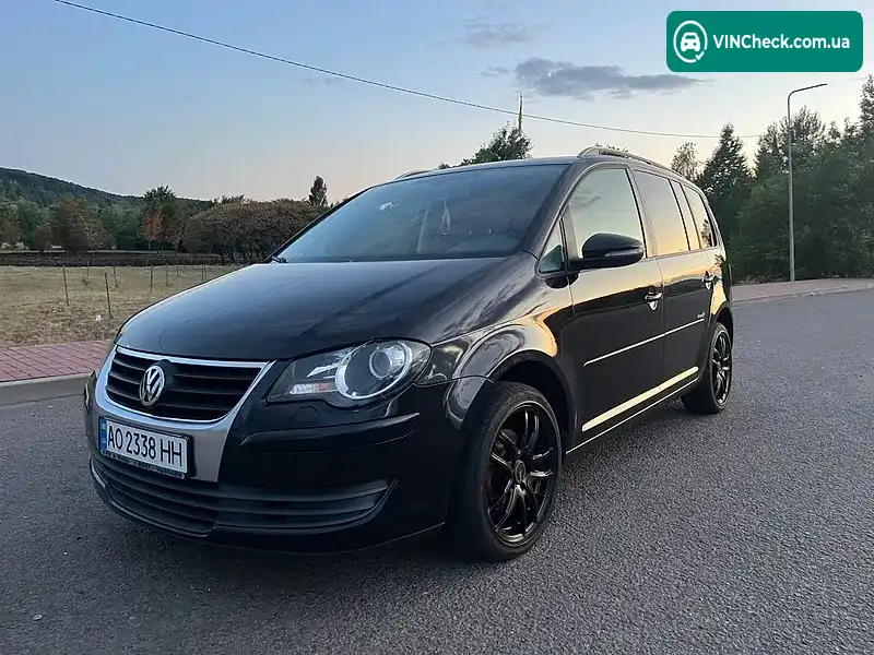 Volkswagen Touran 2009, фото з оголошення 1 з 20, VIN WVGZZZ1TZAW011144