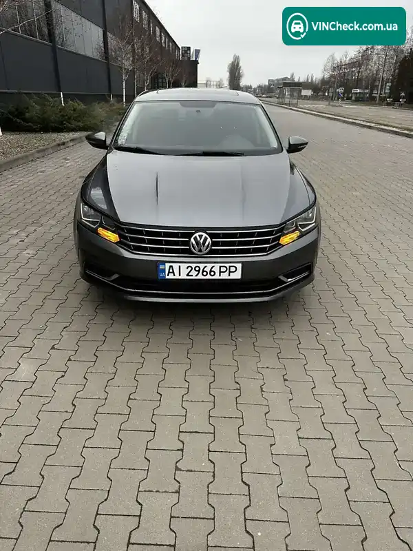 Volkswagen Passat 2017, фото з оголошення 1 з 19, VIN 1VWBT7A36HC058154