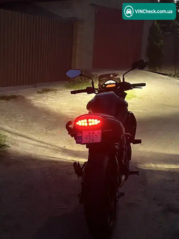 Kawasaki ER-6N 2010, фото з оголошення 1 з 13, VIN JKAER650CCDA20752