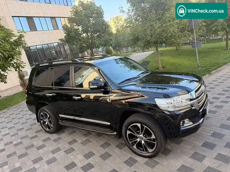 Toyota Land Cruiser 2020, фото з оголошення 1 з 12, VIN JTMCV05J204310319