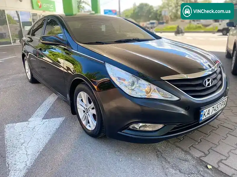 Hyundai Sonata 2013, фото з оголошення 2 з 16, VIN 5NPEB4AC8DH670467