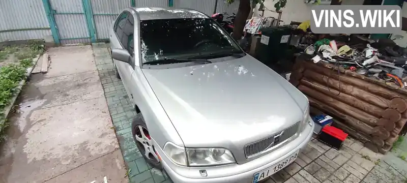 Volvo S40 1998, фото з оголошення 1 з 12, VIN YV1VS1345WF299531
