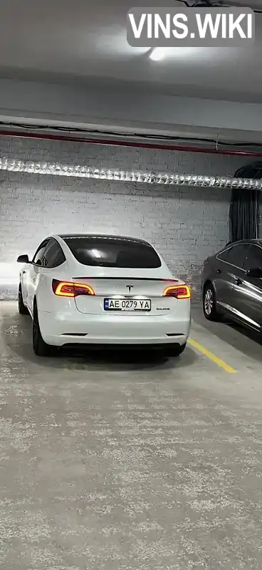 Tesla Model 3 2019, фото з оголошення 2 з 12, VIN 5YJ3E1EB6KF493394