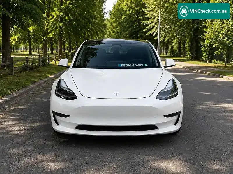 Tesla Model 3 2022, фото з оголошення 2 з 20, VIN 5YJ3E1EB4NF174175