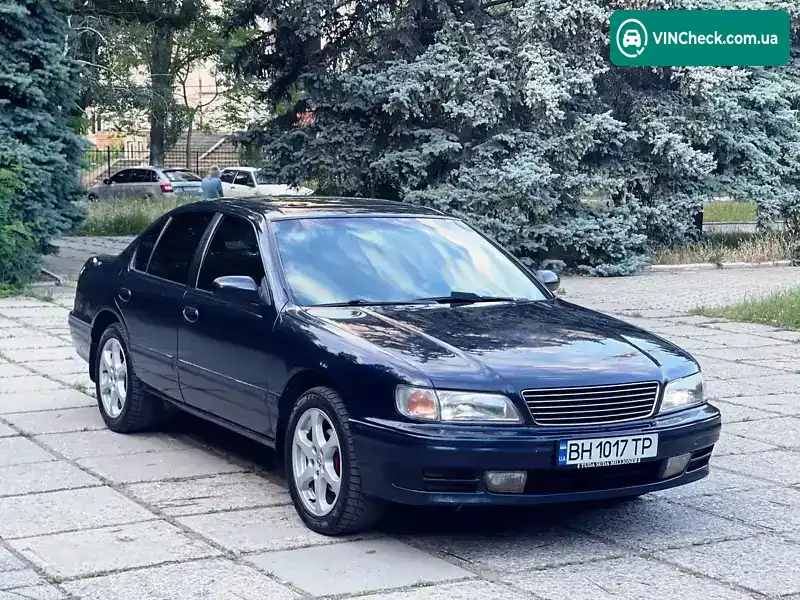 Nissan Maxima 1997, фото з оголошення 1 з 13, VIN JN1CAUA32U0000607