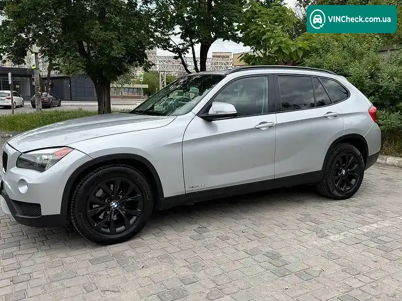 BMW X1 2012, фото з оголошення 2 з 21, VIN WBAVL1C53DVR84261