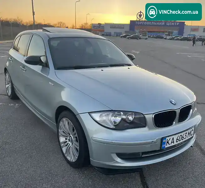 BMW 1 Series 2009, фото з оголошення 2 з 11, VIN WBAUH31010E333221