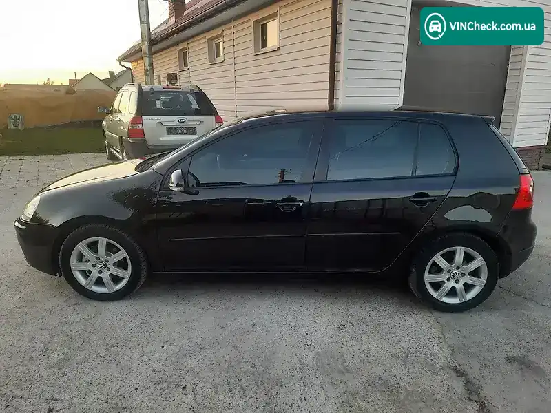 Volkswagen Golf 2005, фото з оголошення 2 з 17, VIN WVWZZZ1KZ5B089516
