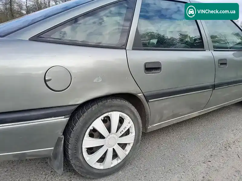 Opel Vectra 1995, фото з оголошення 2 з 11, VIN W0L000089S5026979