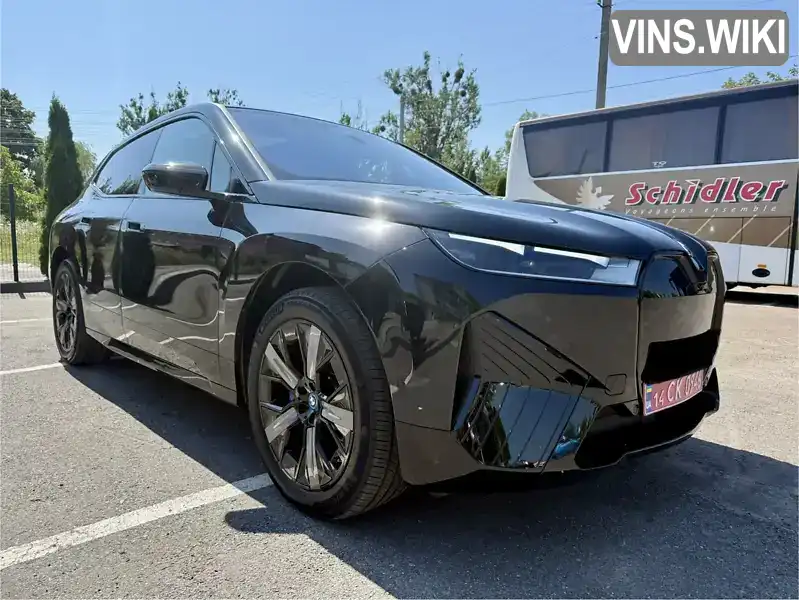 BMW iX 2025, фото з оголошення 2 з 17, VIN WB523CF09SCT75150