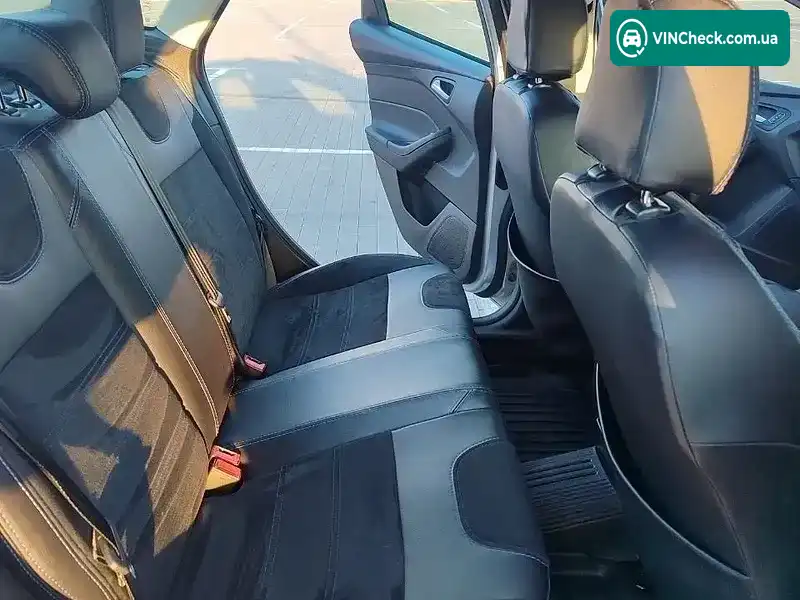 Ford Focus 2017, фото з оголошення 2 з 20, VIN 1FADP3F27HL231887