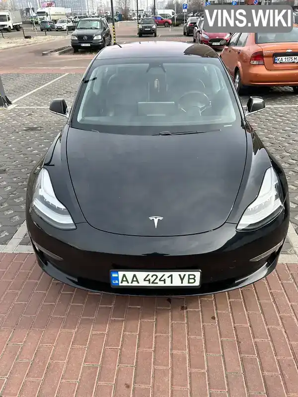 Tesla Model 3 2018, фото з оголошення 1 з 10, VIN 5YJ3E1EA8JF123392