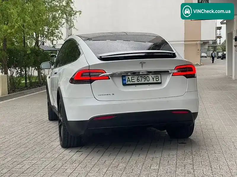 Tesla Model X 2017, фото з оголошення 2 з 13, VIN 5YJXCBE26HF059675