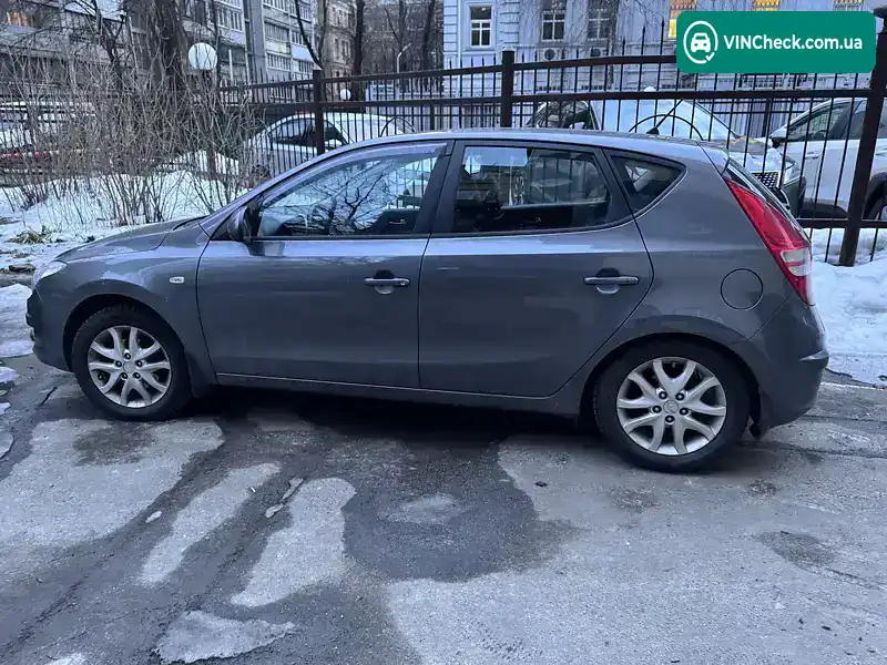 Hyundai i30 2010, фото з оголошення 1 з 21, VIN TMADC51CAAJ089280