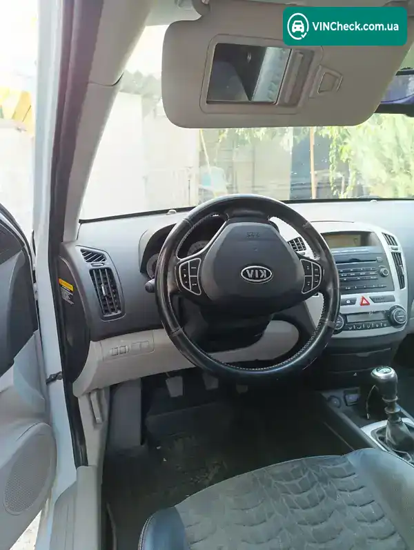 Kia Ceed 2008, фото з оголошення 2 з 21, VIN U5YFF23228L015796