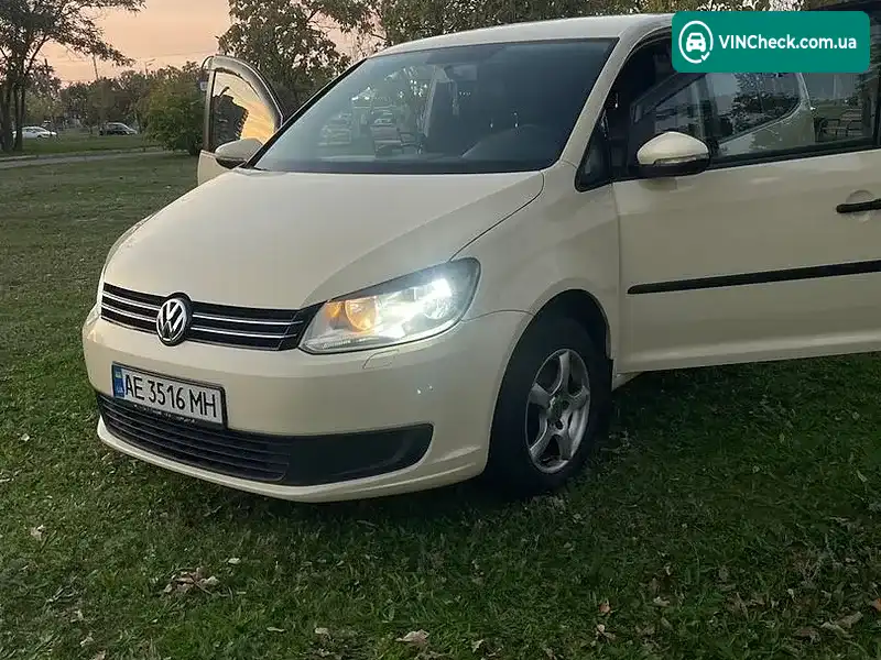 Volkswagen Touran 2015, фото з оголошення 2 з 19, VIN WVGZZZ1TZFW089351