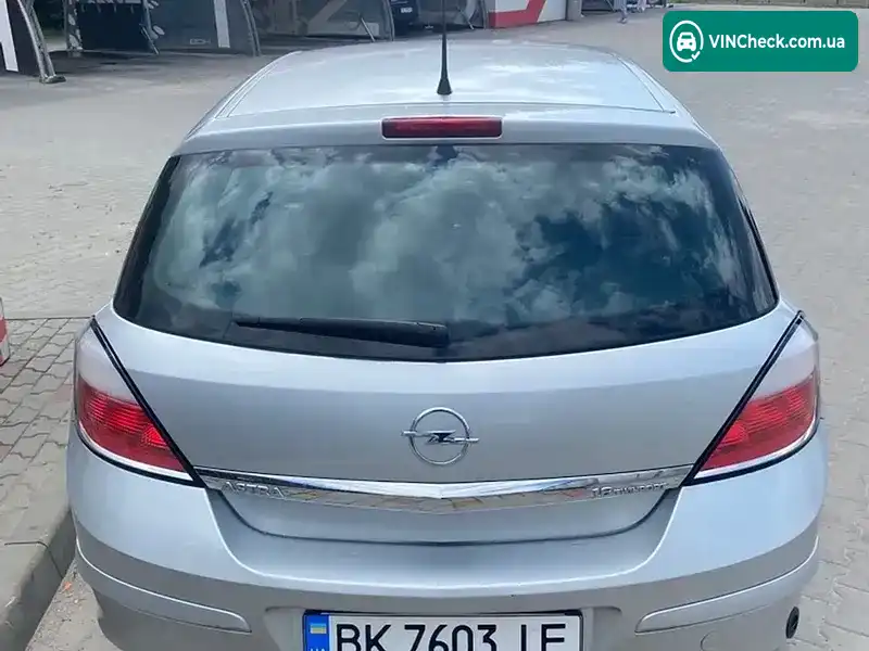 Opel Astra 2004, фото з оголошення 1 з 18, VIN W0L0AHL4855045047