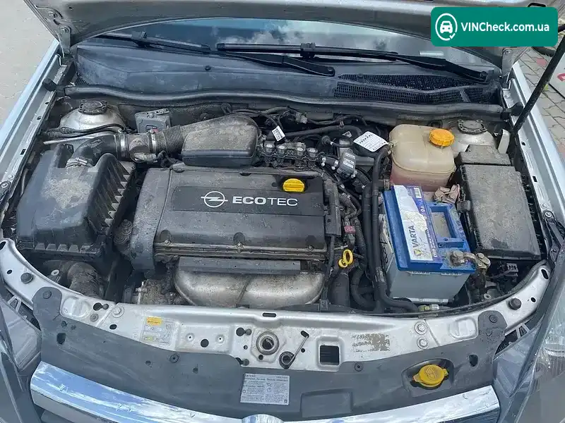Opel Astra 2004, фото з оголошення 2 з 18, VIN W0L0AHL4855045047