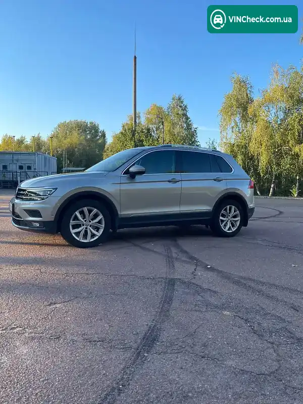 Volkswagen Tiguan 2018, фото з оголошення 2 з 20, VIN WVGZZZ5NZKW808266