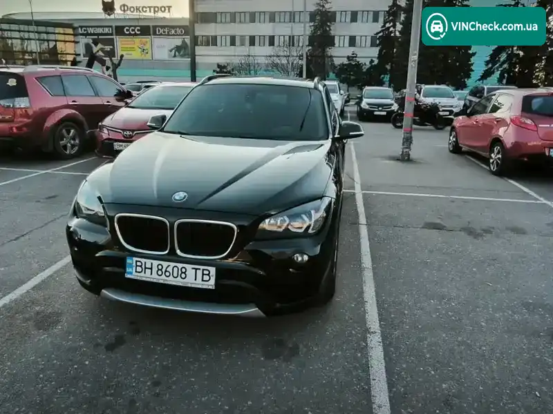 BMW X1 2012, фото з оголошення 1 з 21, VIN WBAVL1C5XDVR85276
