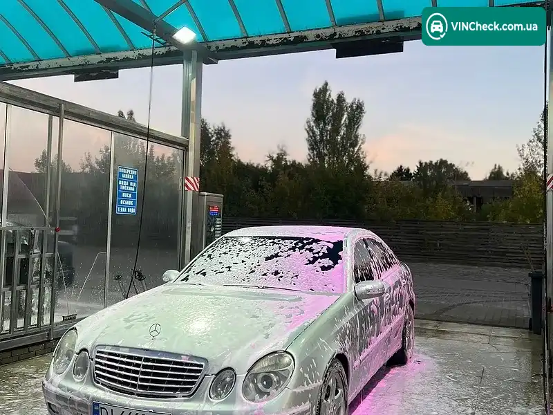 Mercedes-Benz E-Class 2004, фото з оголошення 1 з 16, VIN WDB2110231A686610