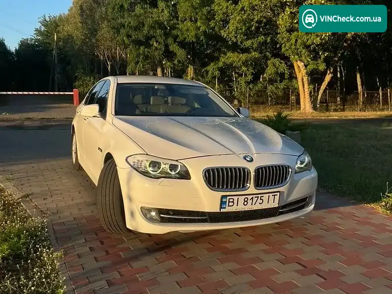 BMW 5 Series 2011, фото з оголошення 1 з 20, VIN WBAFP310X0C024714