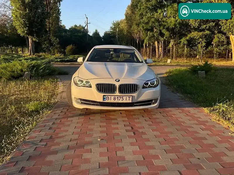 BMW 5 Series 2011, фото з оголошення 2 з 20, VIN WBAFP310X0C024714