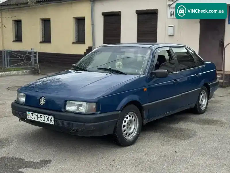 Volkswagen Passat 1988, фото з оголошення 1 з 12, VIN WVWZZZ31ZJE033977