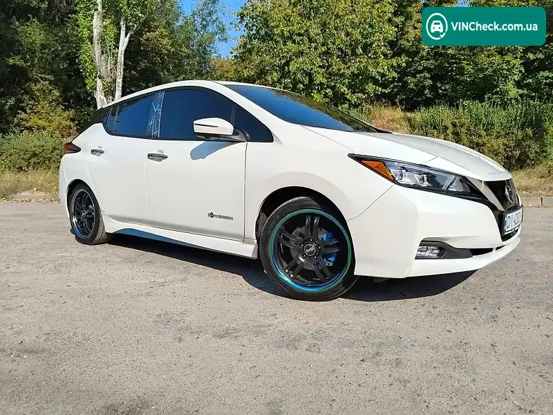 Nissan Leaf 2018, фото з оголошення 2 з 20, VIN 1N4AZ1CP0KC305126