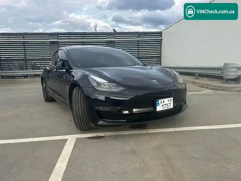Tesla Model 3 2023, фото з оголошення 2 з 14, VIN 5YJ3E1EA5PF552014